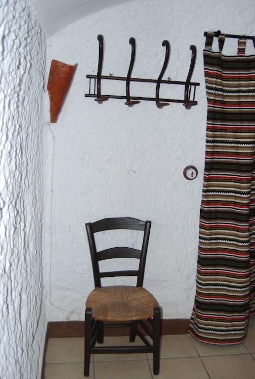 Cueva El Haro Guest House Baza Ruang foto
